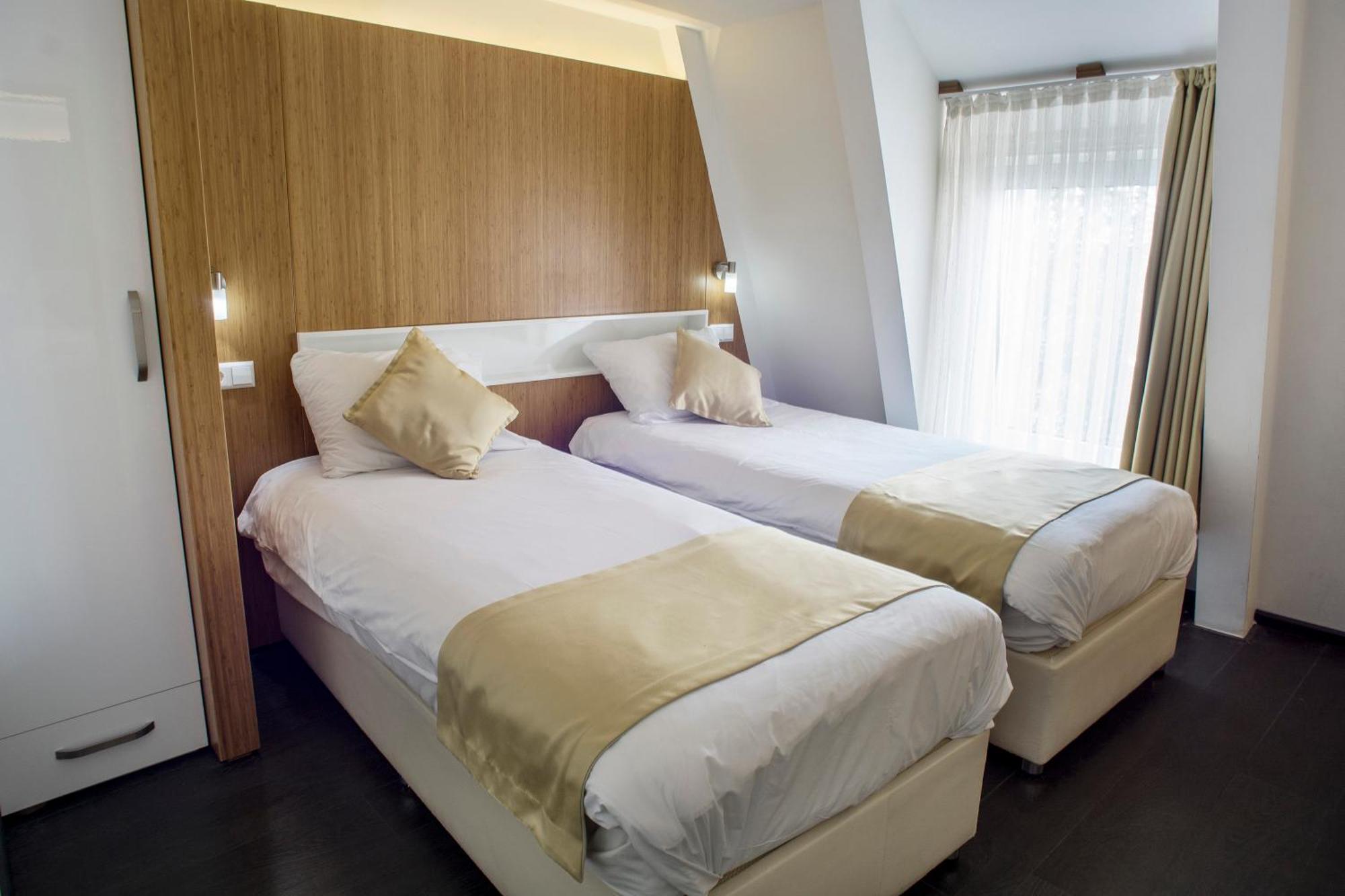 Hotel Larende 3*