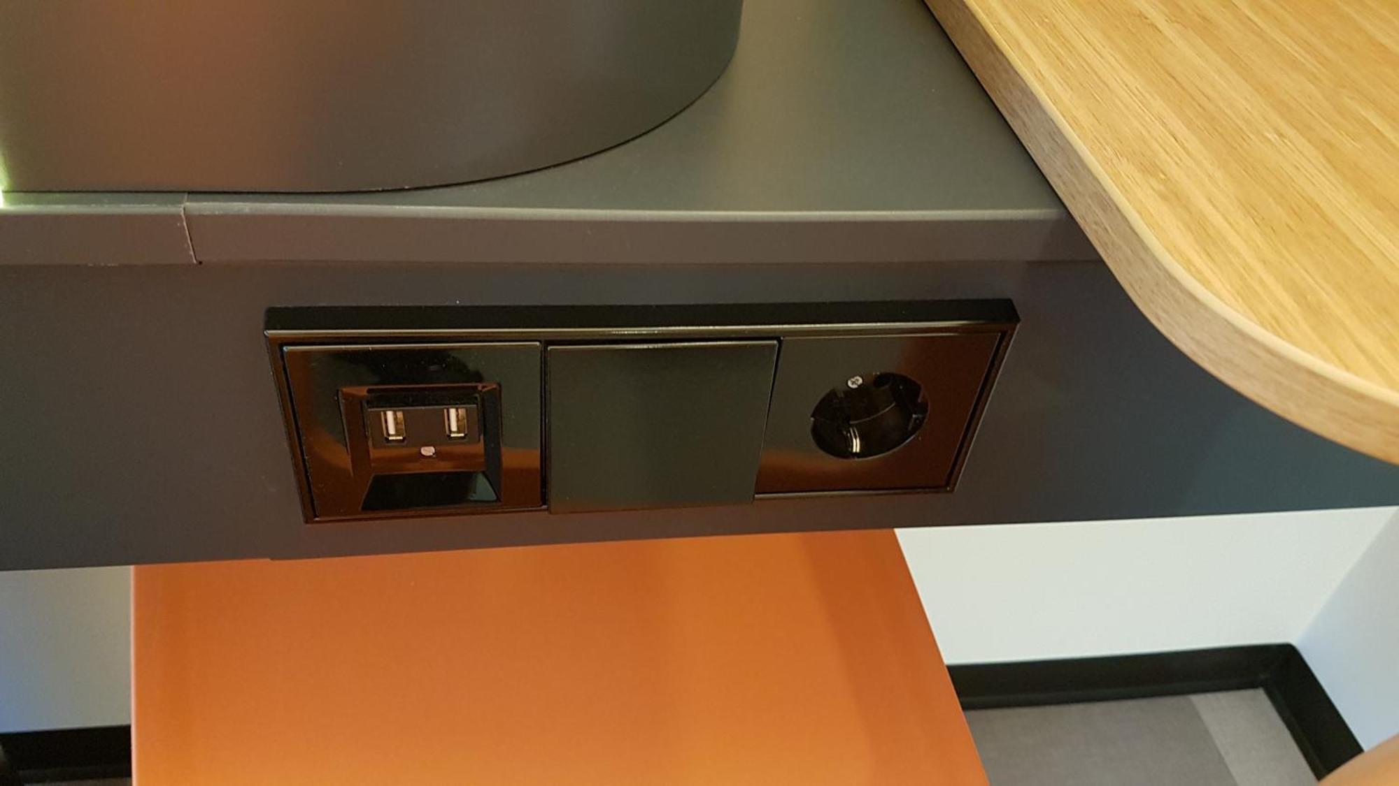 Easyhotel Arena Boulevard 2* Amsterdam