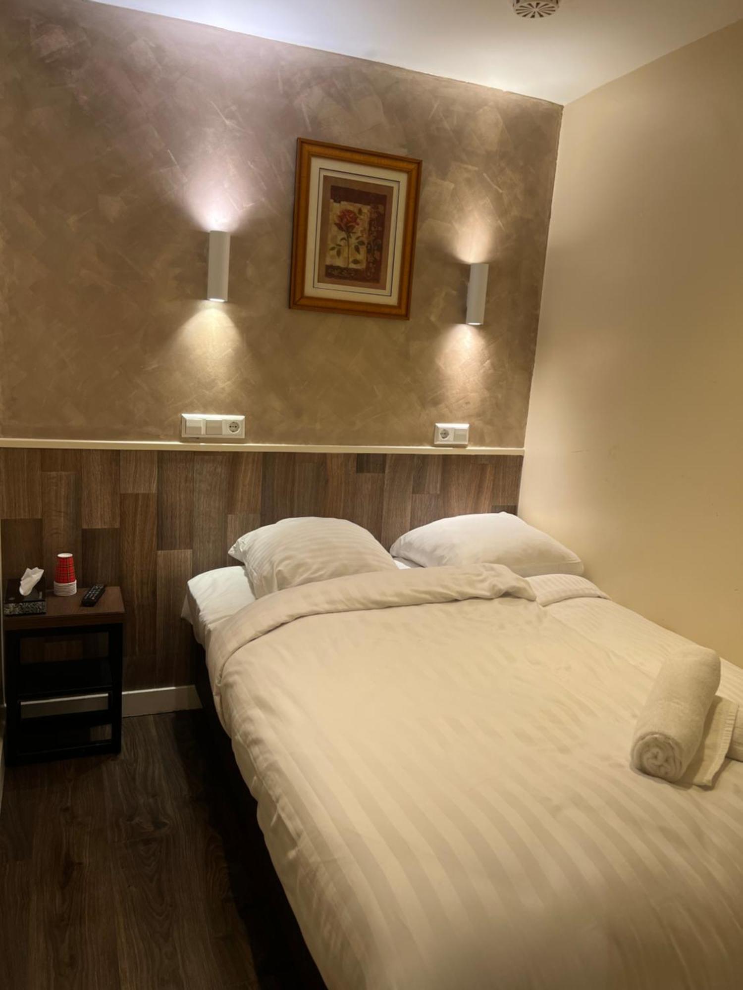 Budget Dam Hotel 2*