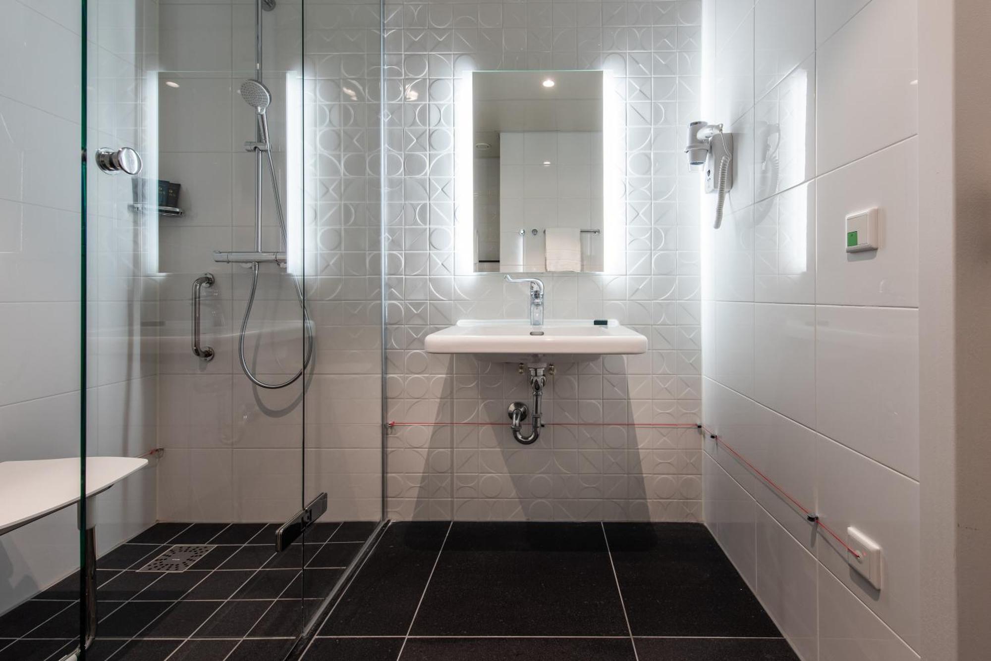 Yays Docklands 4* Amsterdam