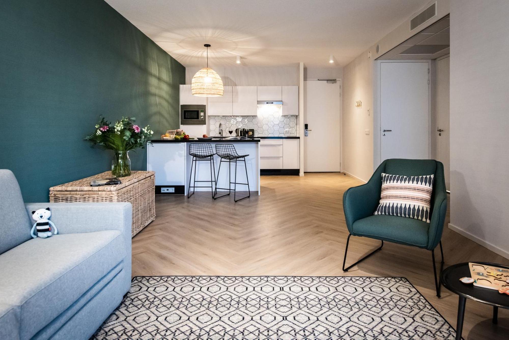 Numa Docklands Aparthotel