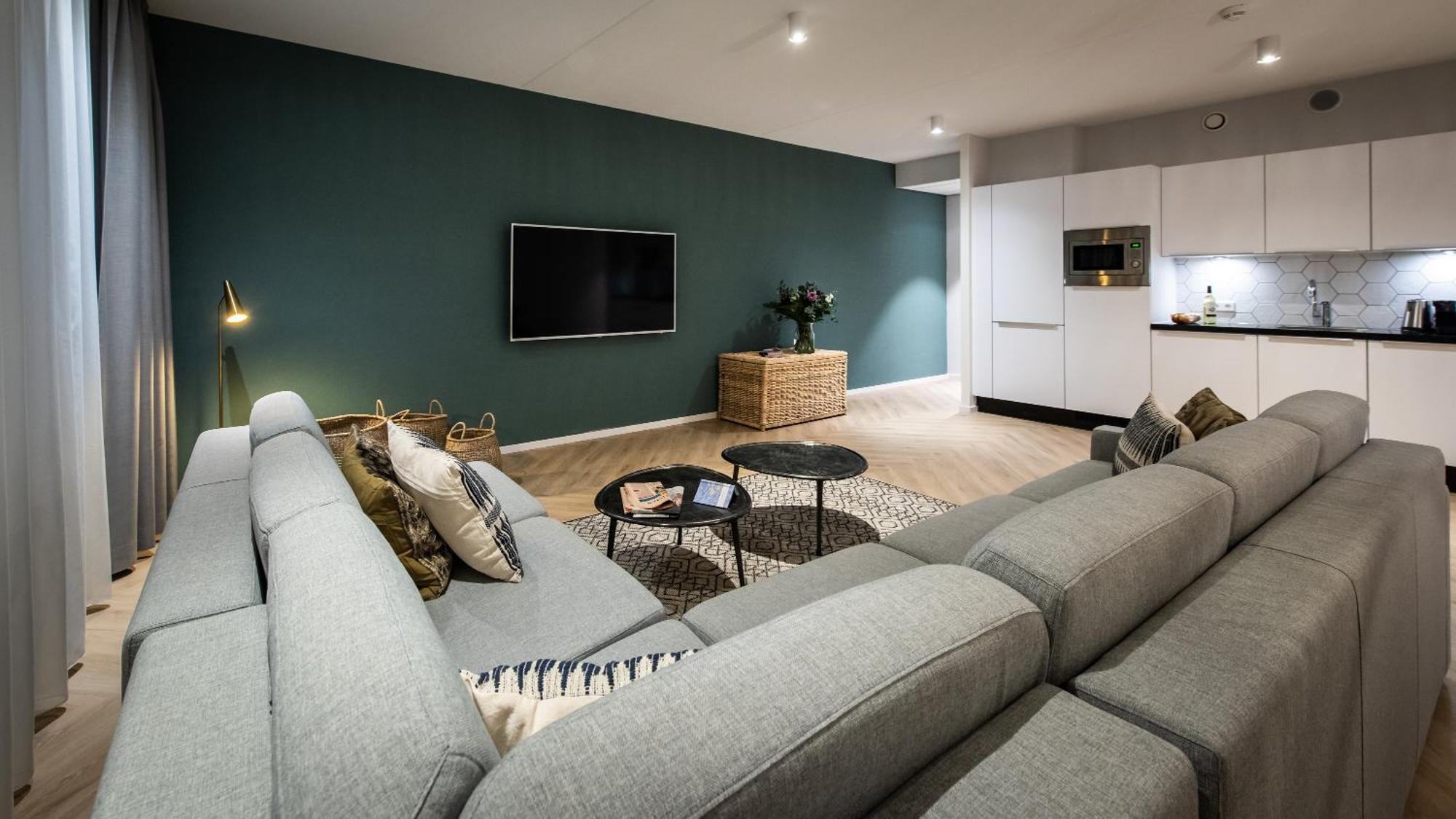 Numa Docklands Aparthotel 4*