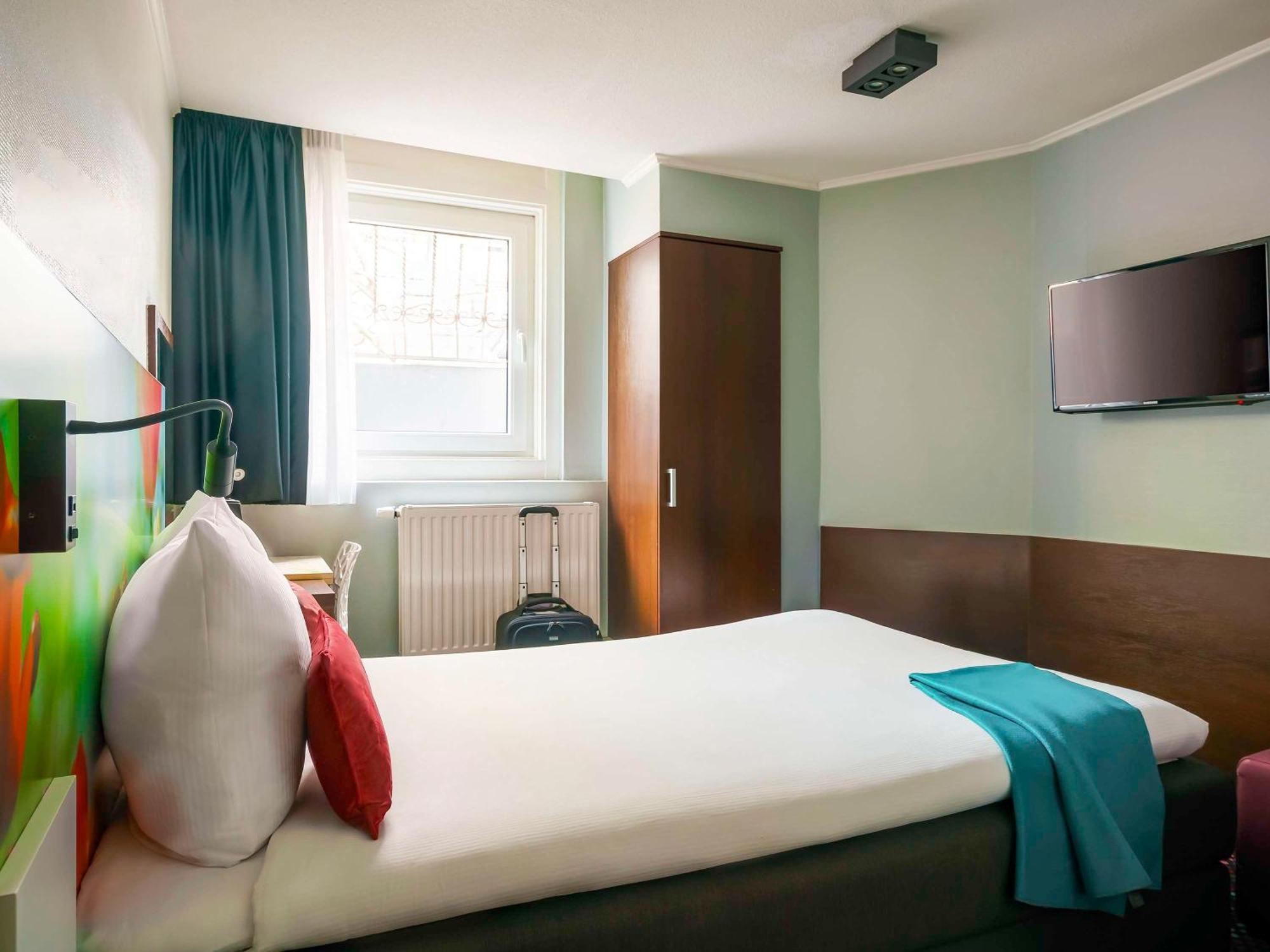 Ibis Styles