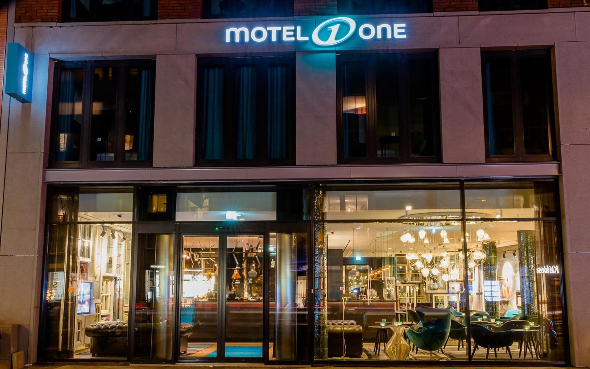 One Amsterdam-waterlooplein