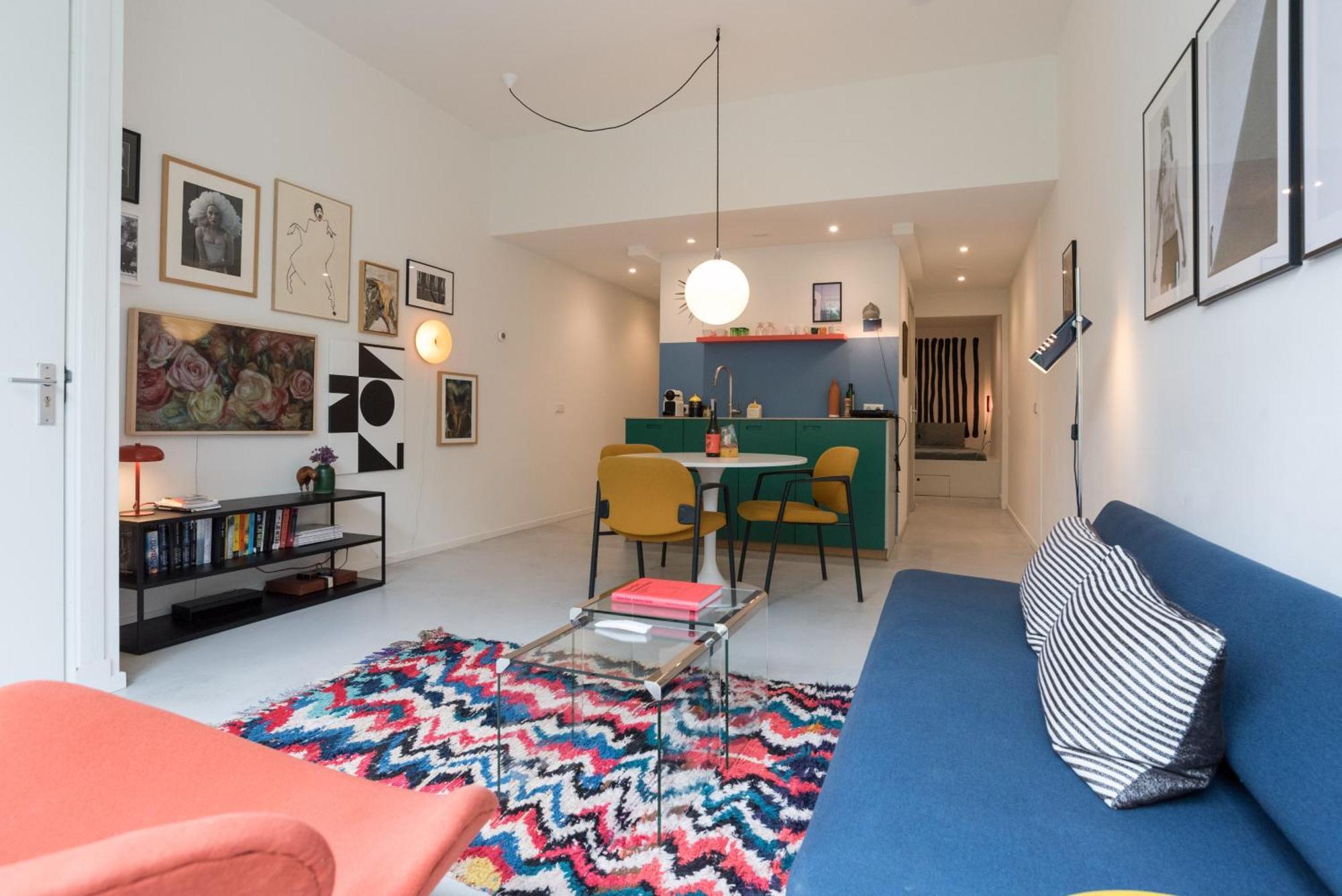 In Creative District, Free Parking Bed & Breakfast