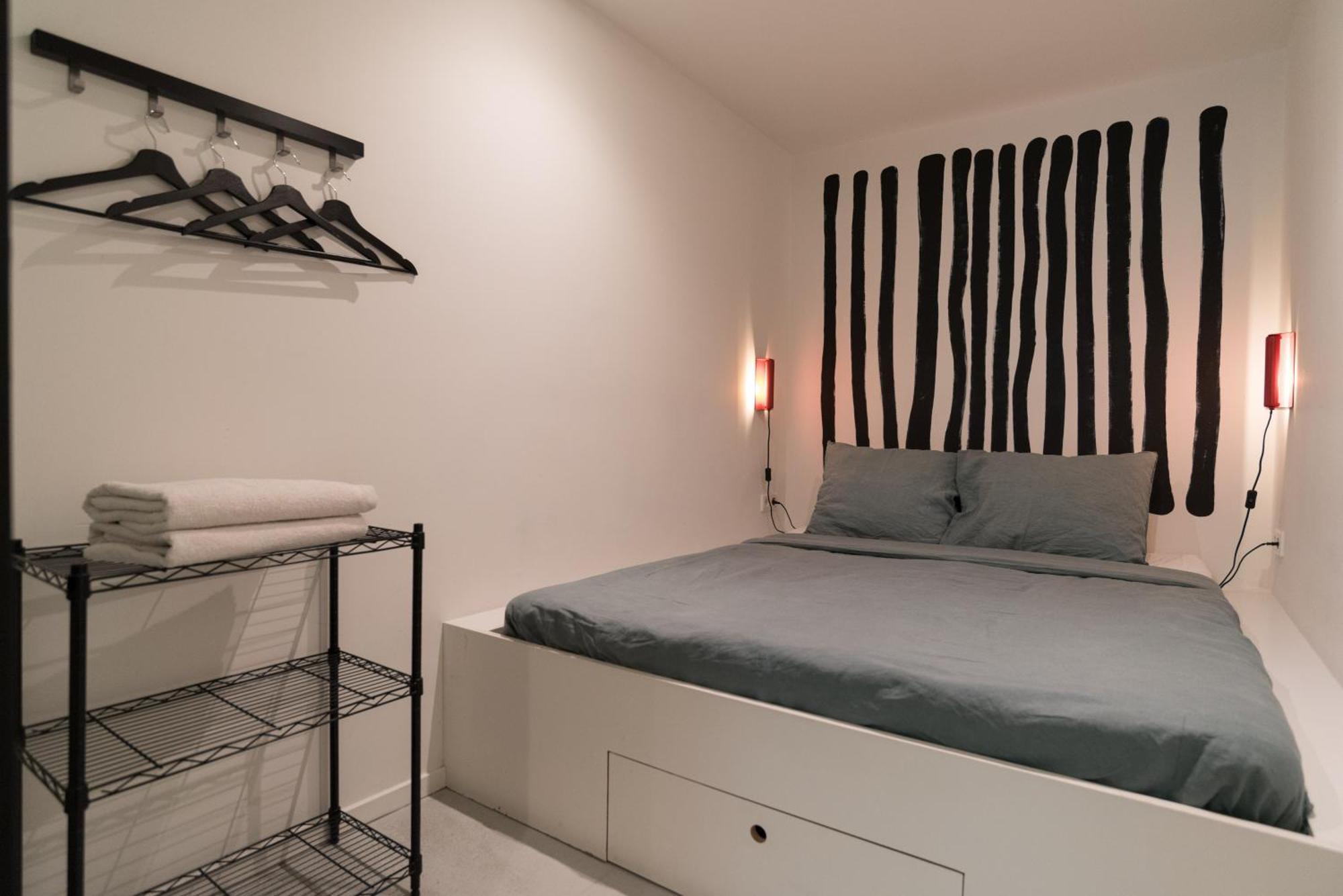 In Creative District, Free Parking Bed & Breakfast Amsterdam