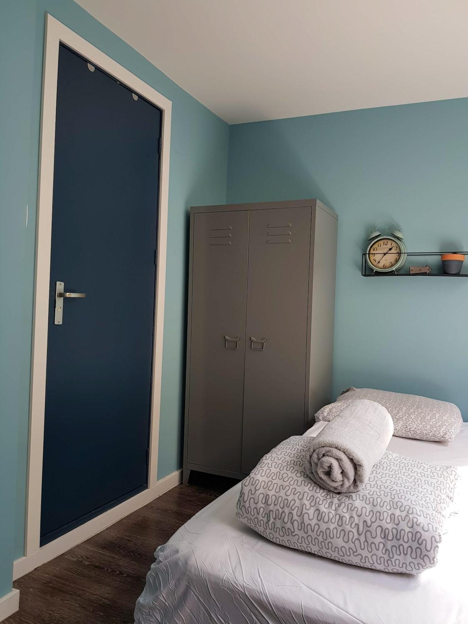 Urban Vibes Bed & Breakfast 2*