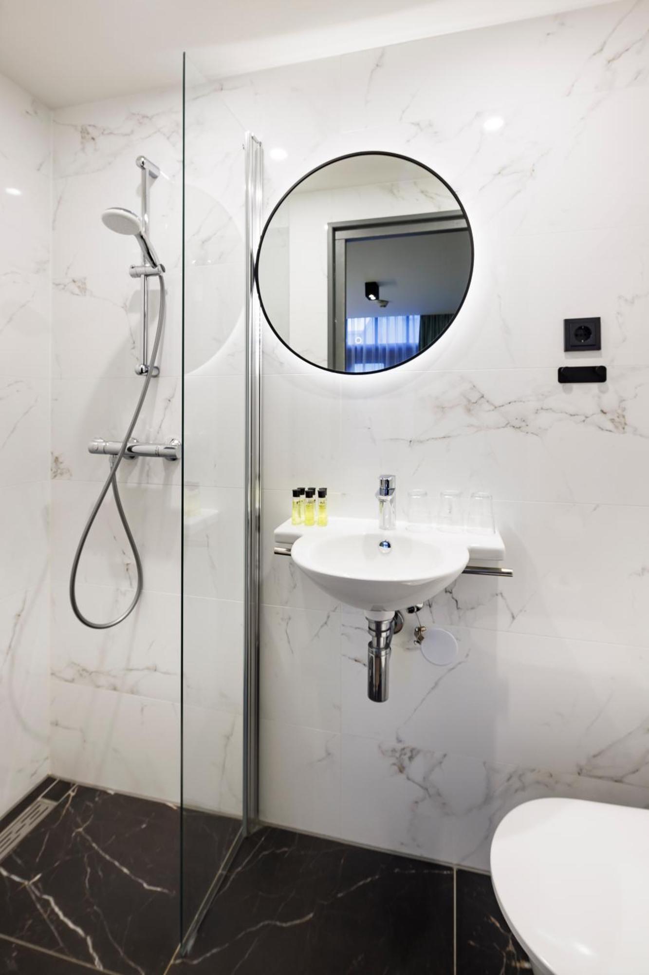 Hotel Ciao Papa Station 3*
