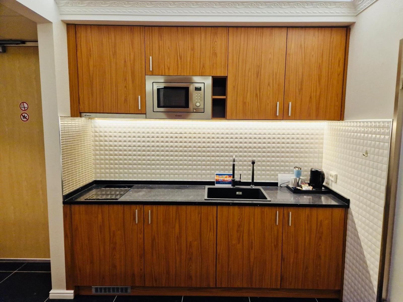 Chasse Residency Hotel