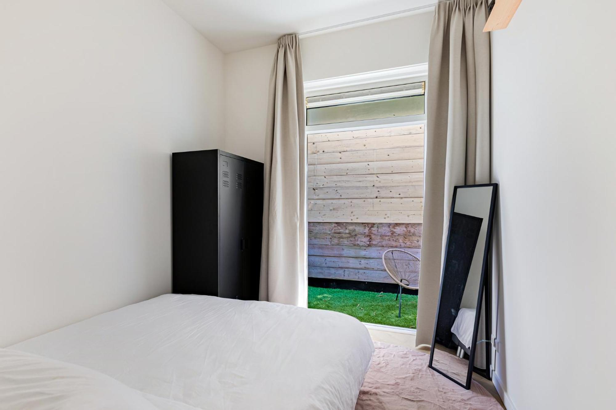 Stylish Next To The Amstel River- Unit F