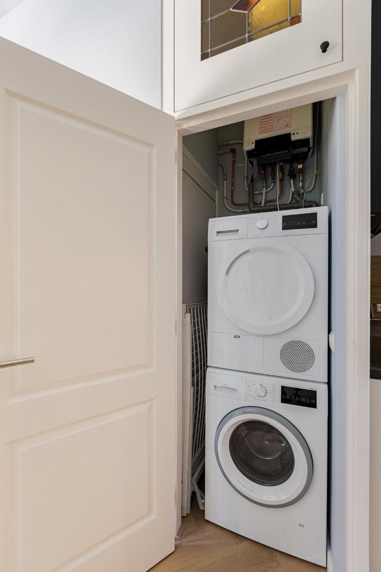 Stylish Next To The Amstel River- Unit D Amsterdam