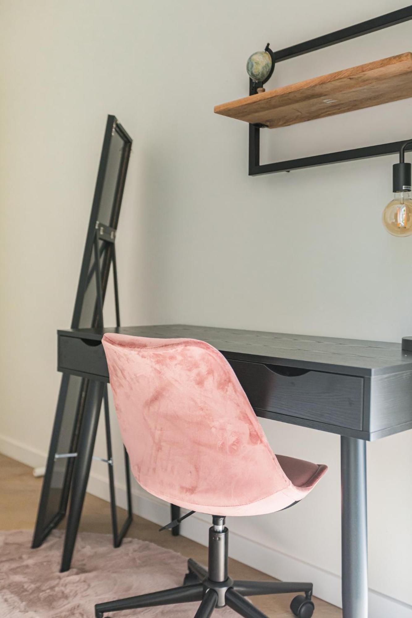 Stylish Next To The Amstel River- Unit F