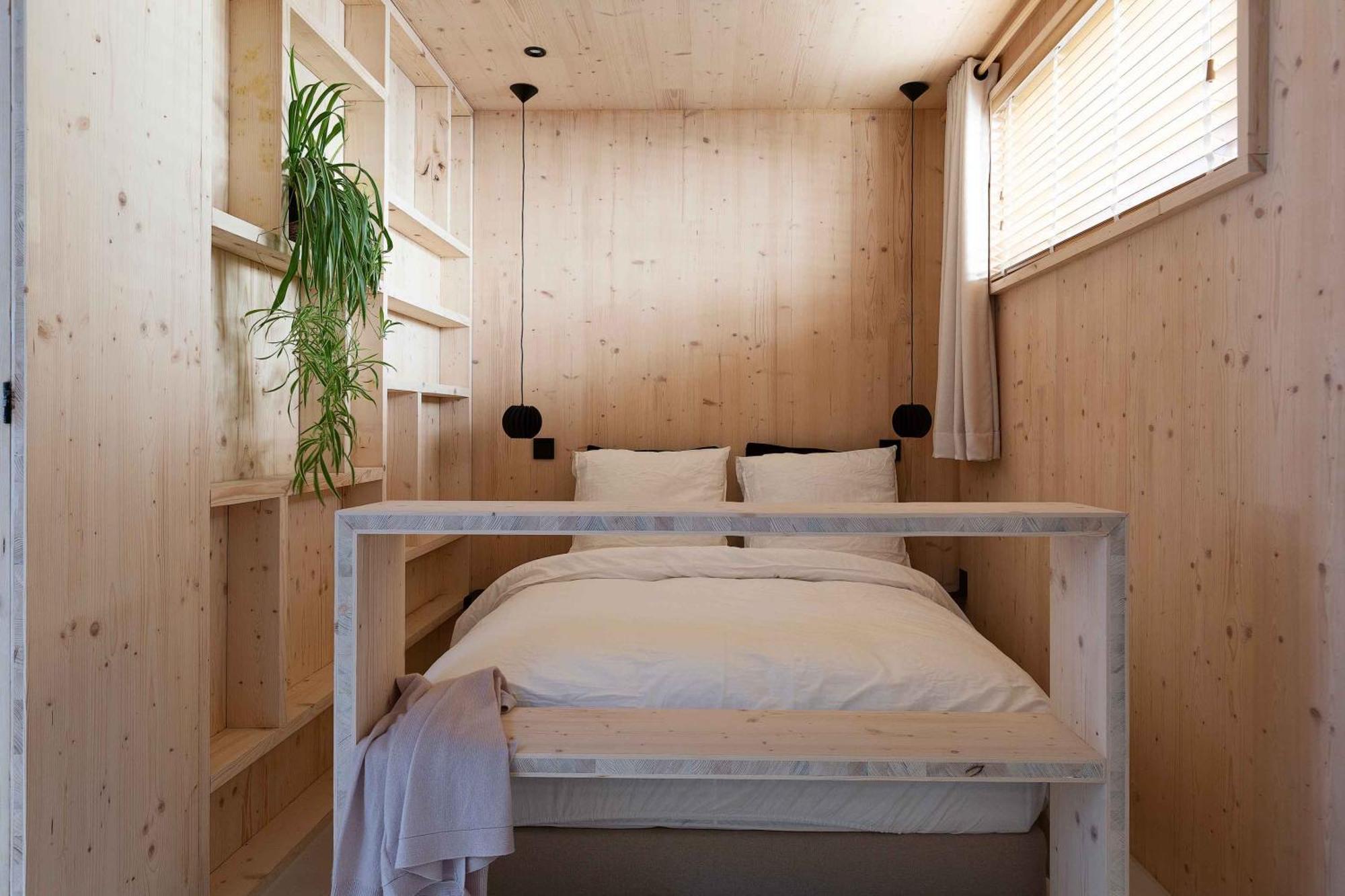 Wooden Wonders - A Unique Studio Experience In Amsterdam-noord *