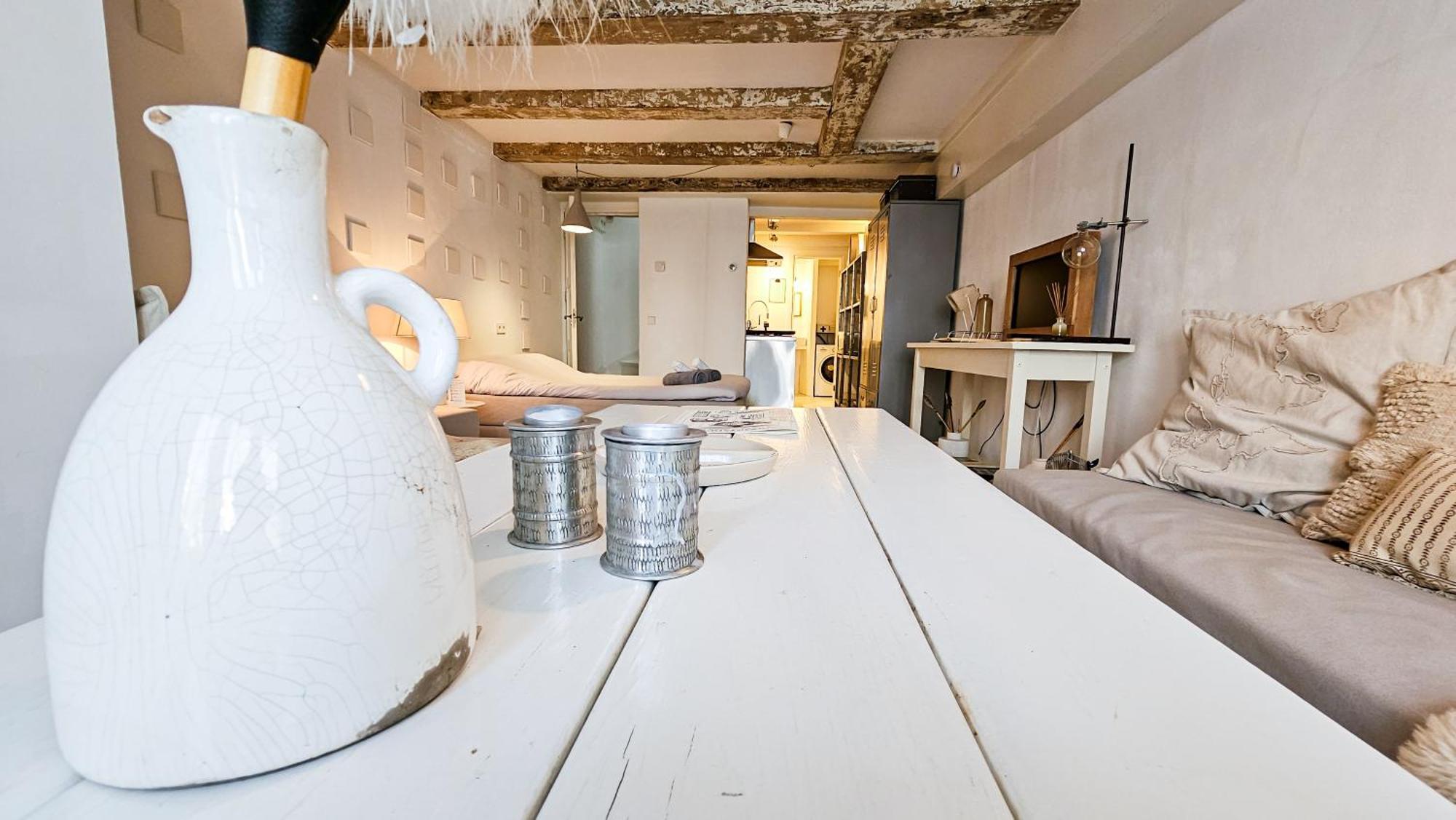 Bed & Breakfast The White Wilde - In A Historic Canalhouse From 1799 Amsterdam