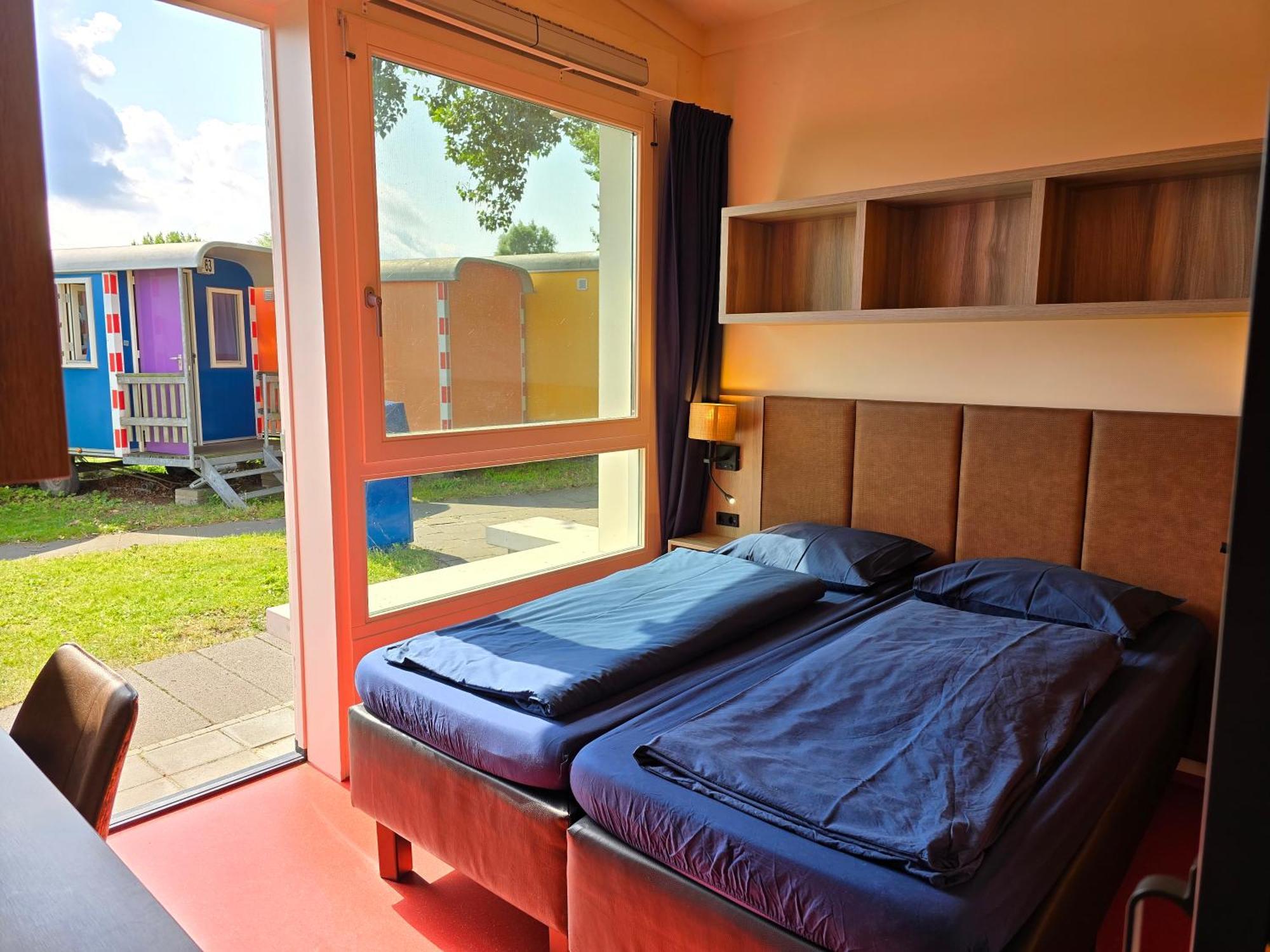 Zeeburg Acampamento 3*