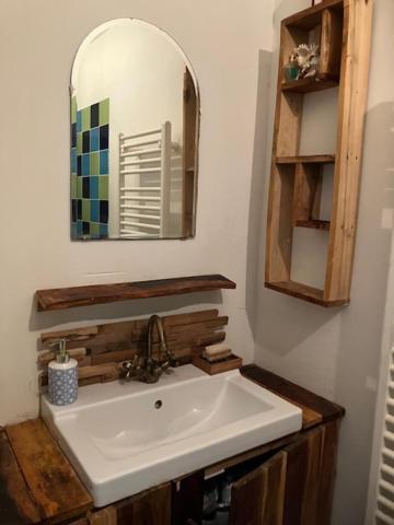 Bohemian Loft Bed & Breakfast 2*