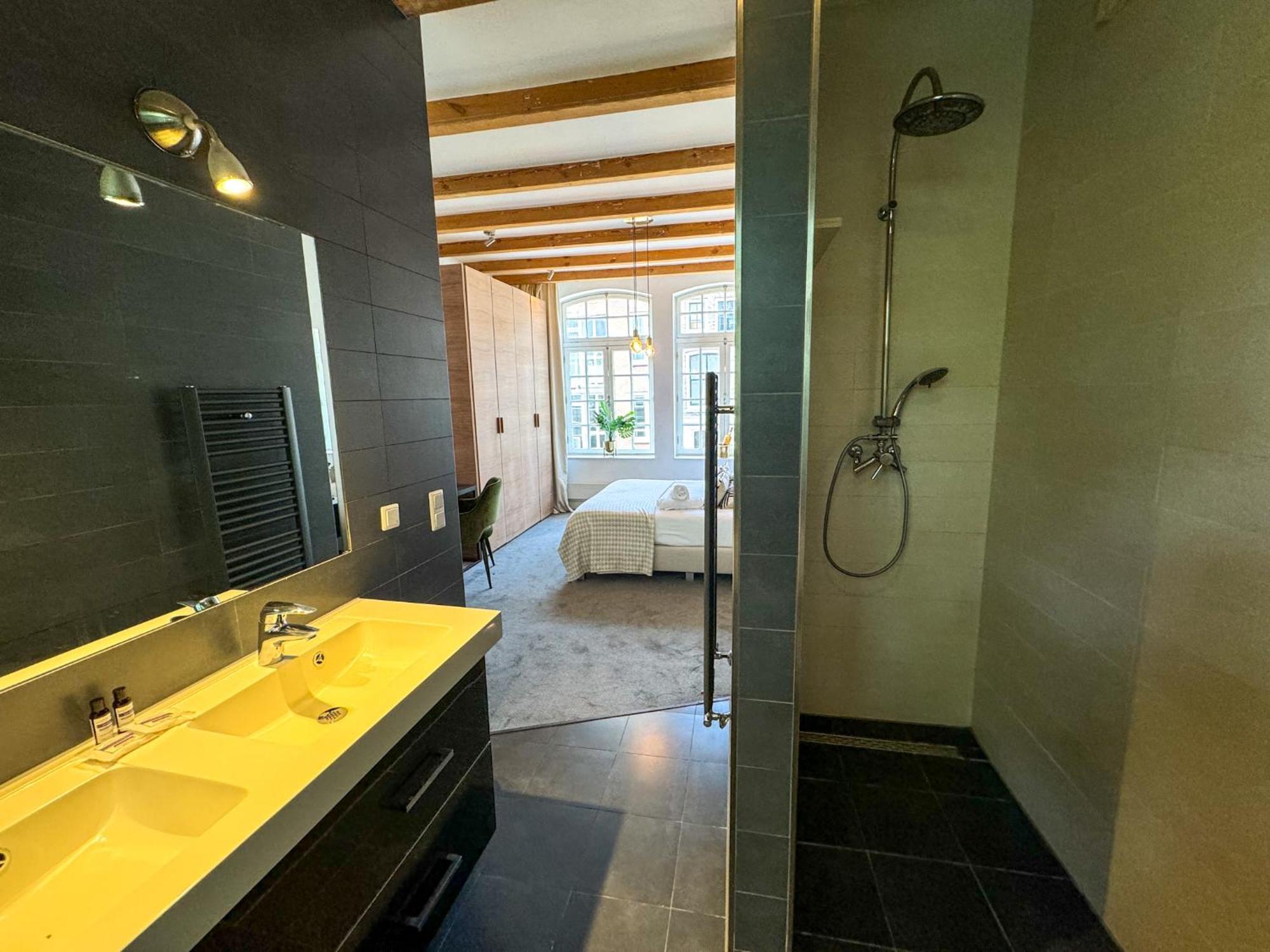 Yourbnb Kerkstraat Bed & Breakfast *