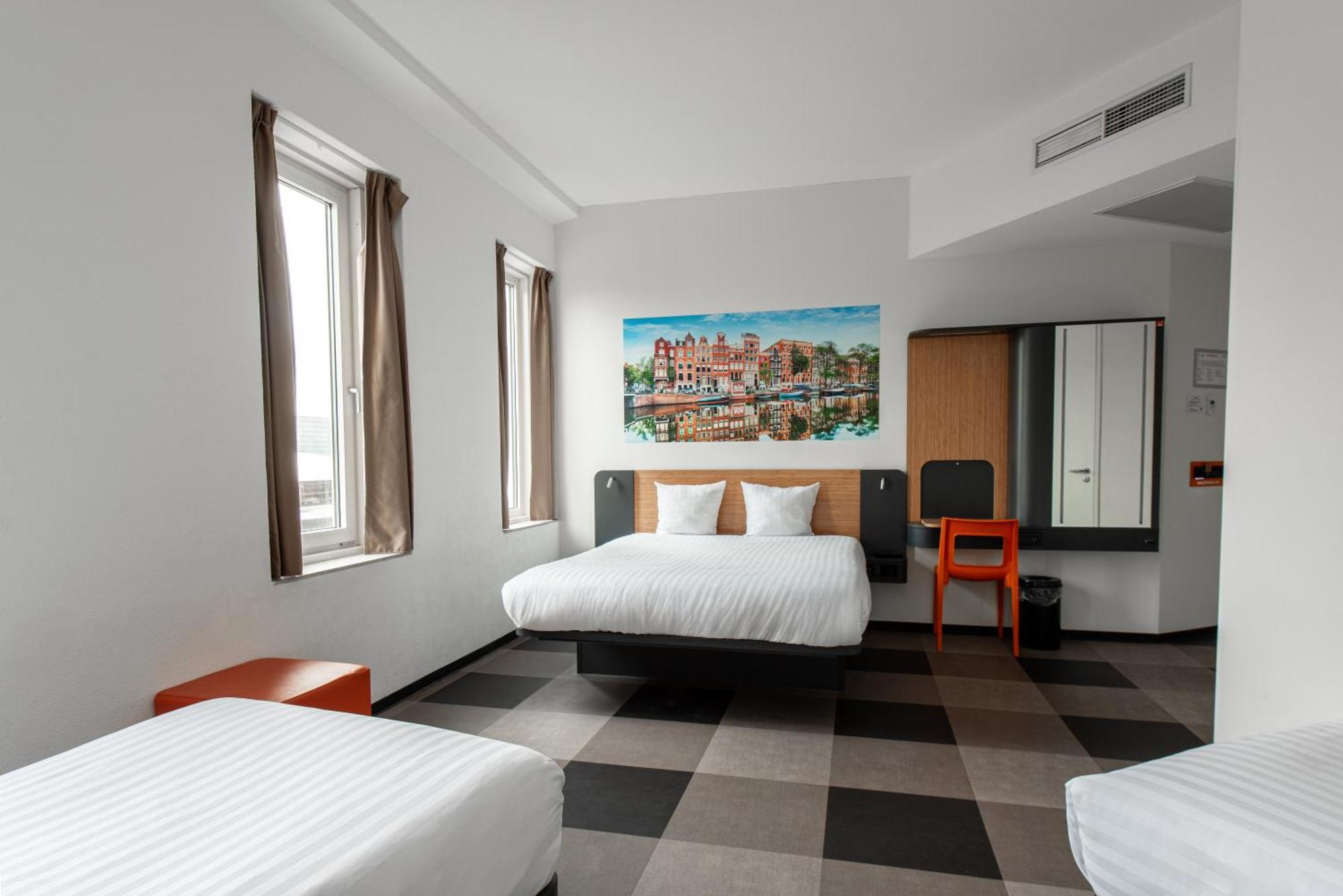 Hotel Easyhotel Arena Boulevard 2*