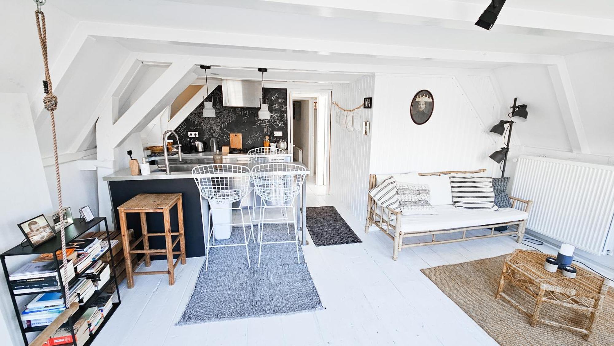 Two Bedroom In Historic Canalhouse From 1618 - Centre Bed & Breakfast