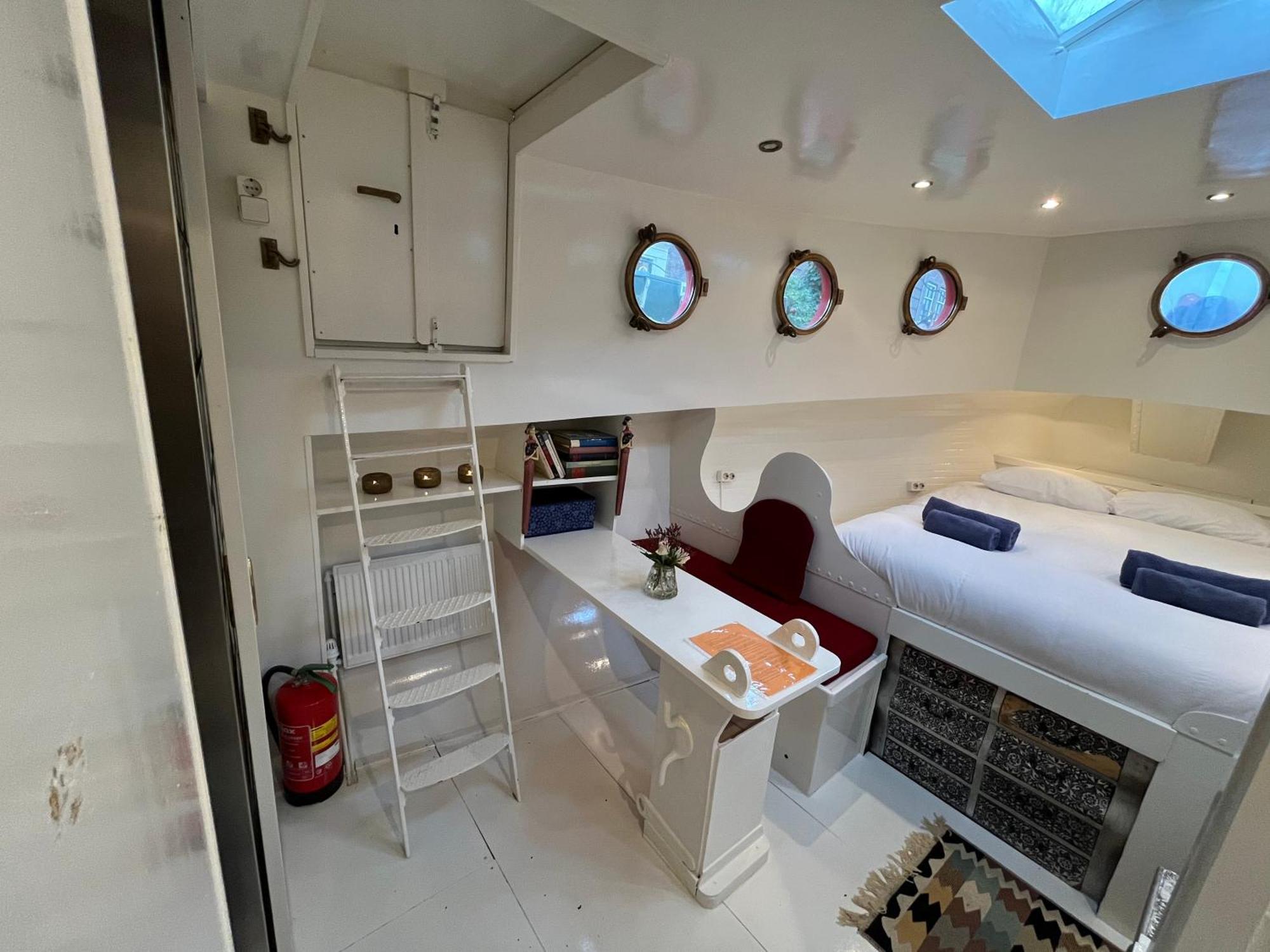 Homestay Woonboot Josja Amsterdam