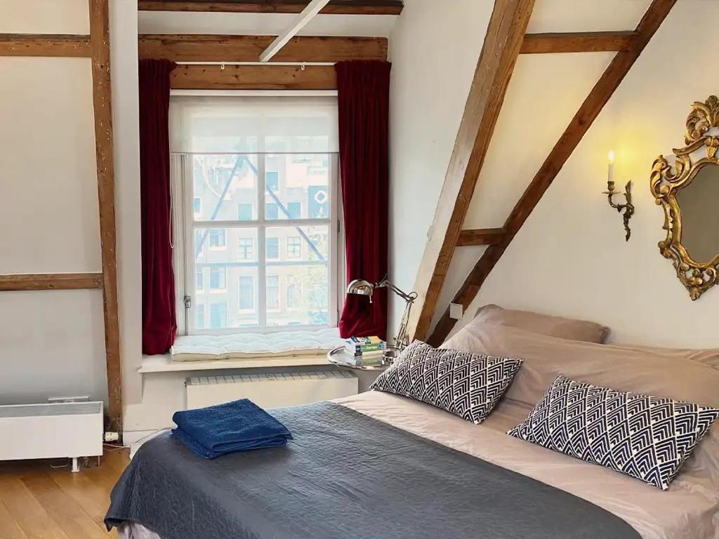Bed & Breakfast Canal View