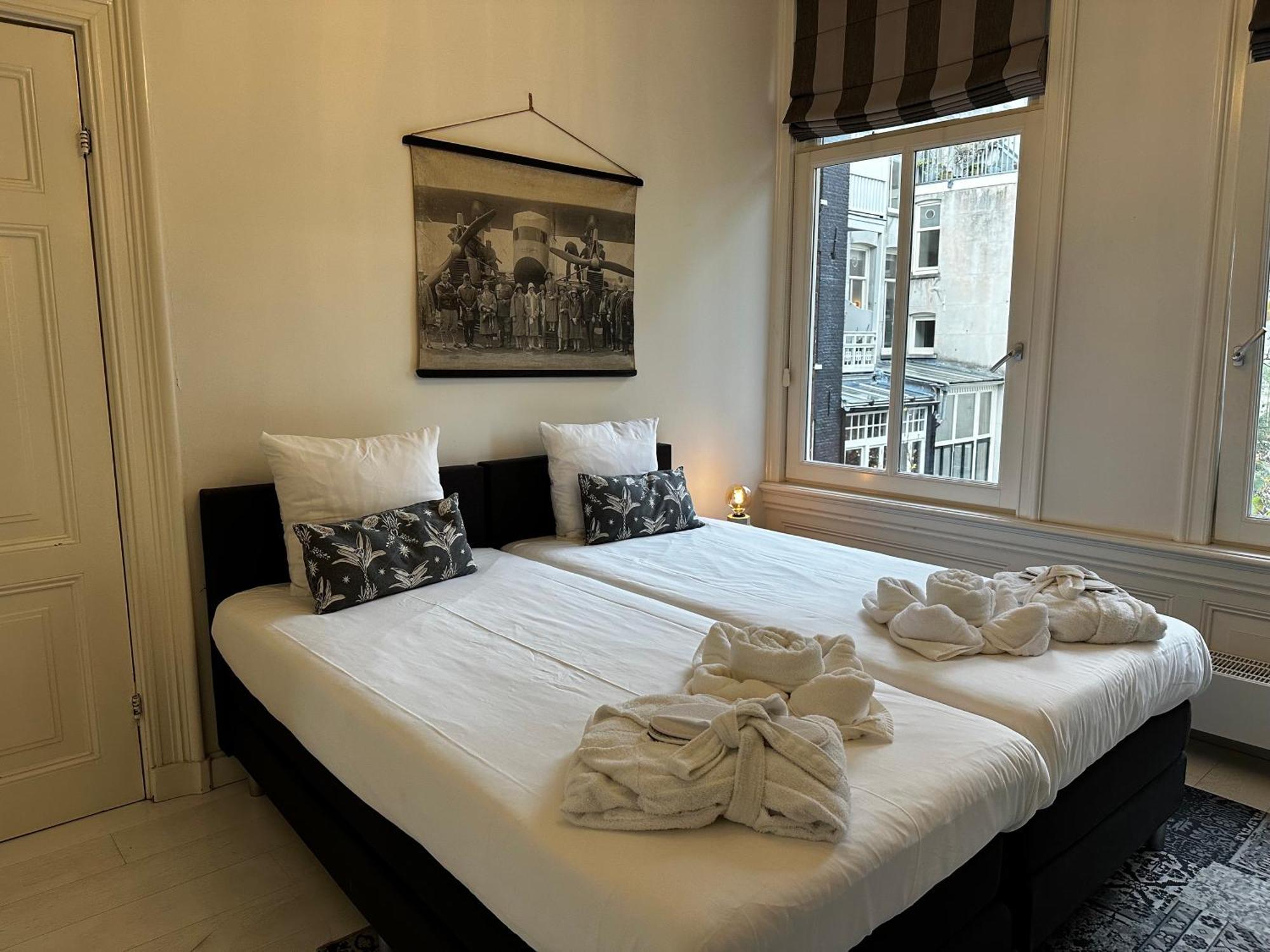 Nine-T-Teen Bed And Boutique Amsterdam