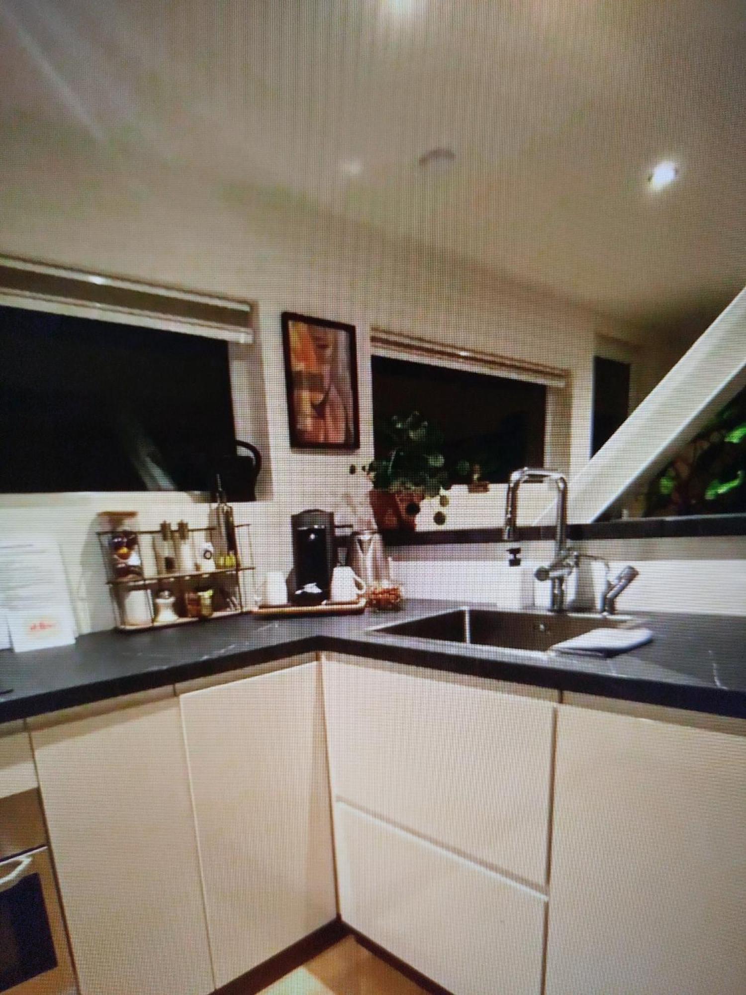 Apartment Lanson Qq *