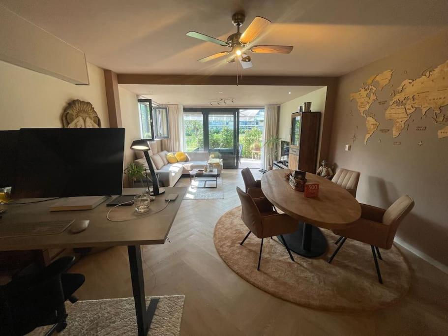 Luxe Bij Zuidas Met Tuin En Buitendouche Apartment
