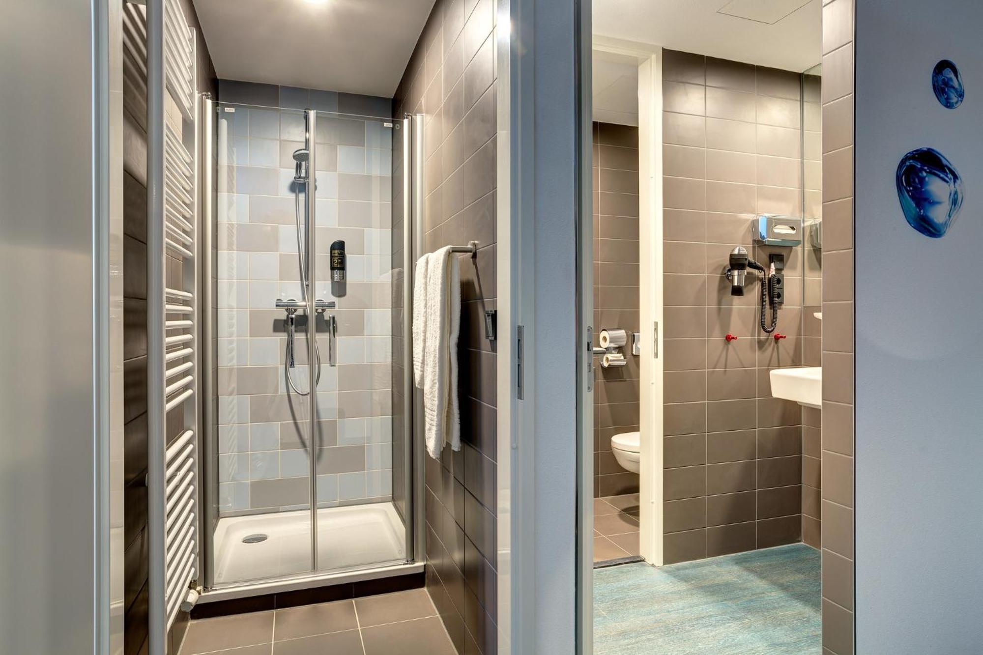 Hotel Meininger Amstel 3*