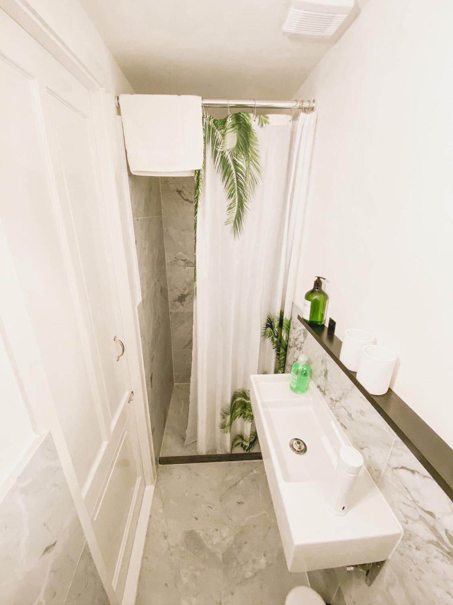 Large En-suite In Historic Canalhouse From 1729 Holiday home *