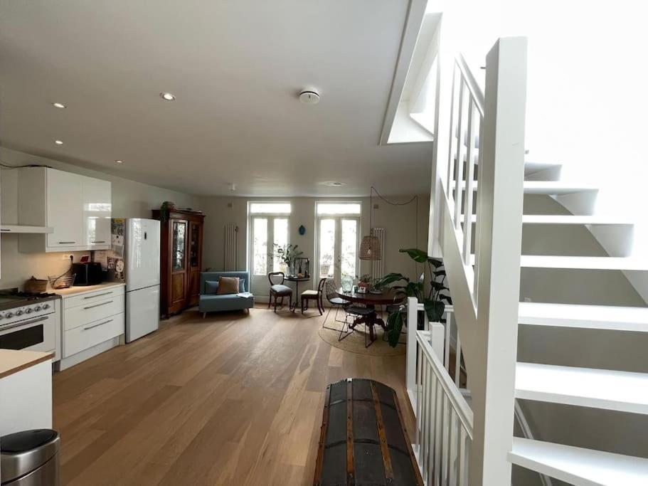 Spacious Apt In The Pijp *