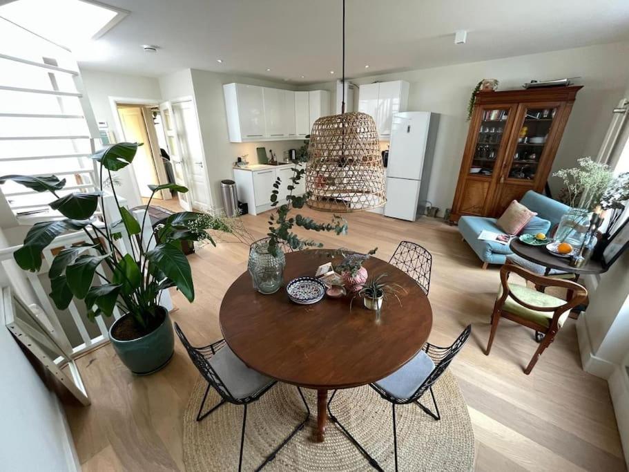 Spacious Apt In The Pijp Amsterdam