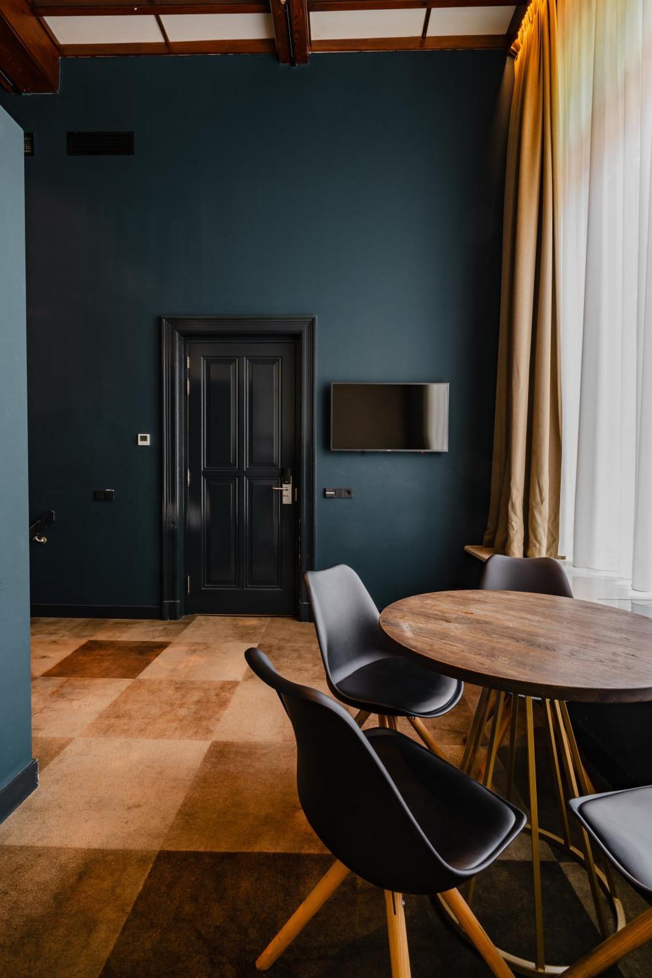 De Jonker Urban Studios&suites Hotel
