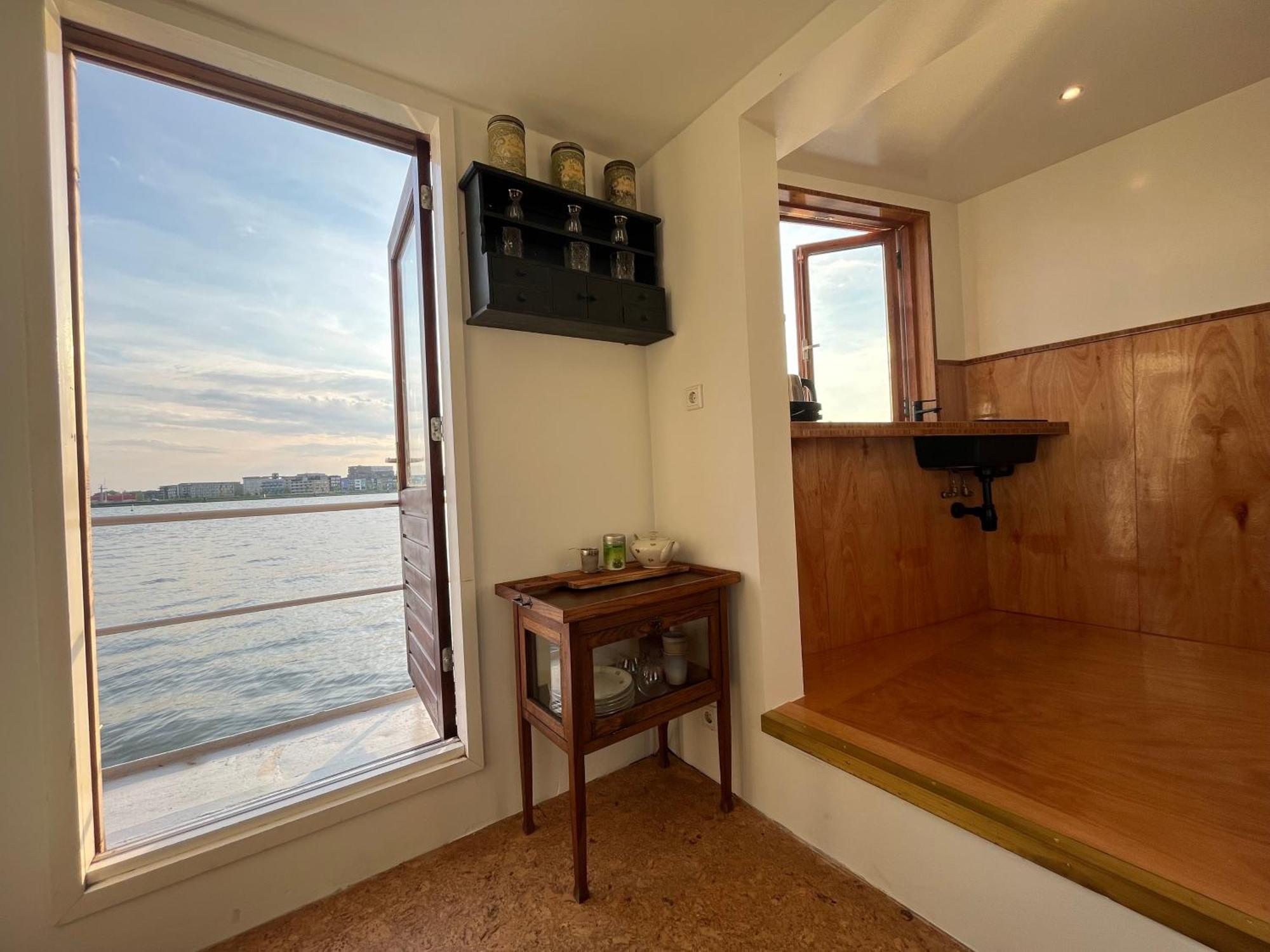 Couette-café Casey's View House Boat Amsterdam