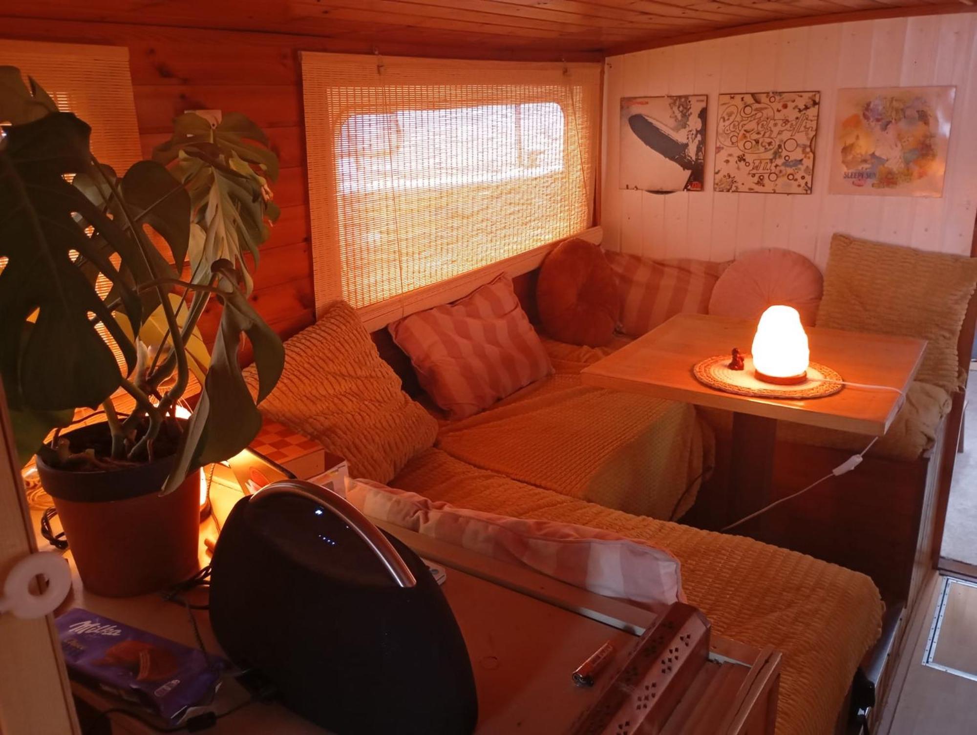 The Water - Floating Experience Hostel Amsterdam