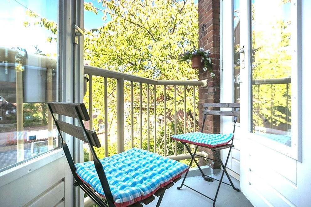 Apartment Beautiful Local In The Heart Of *