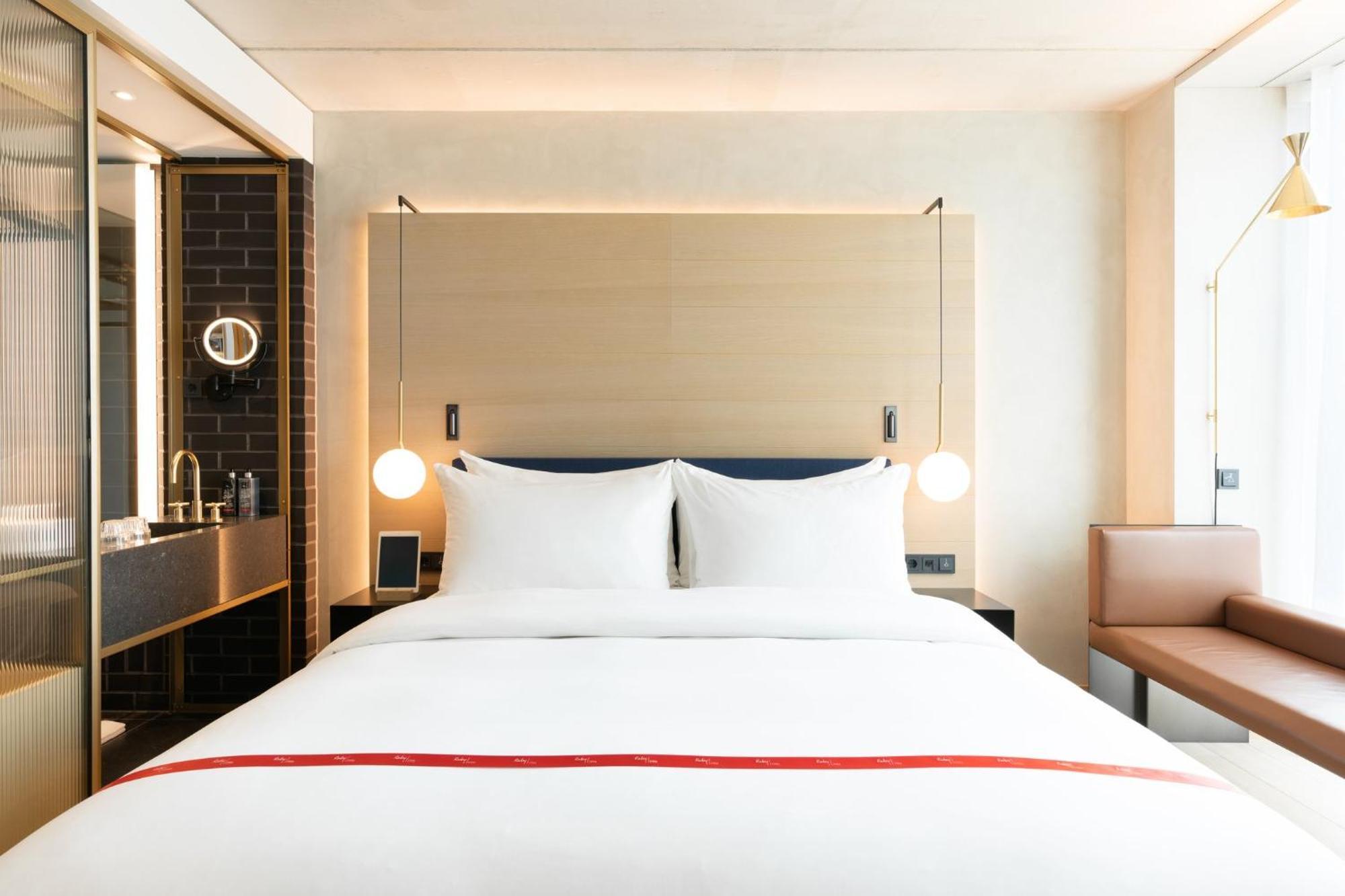 Ruby Emma Hotel Amsterdam Hotel 4*