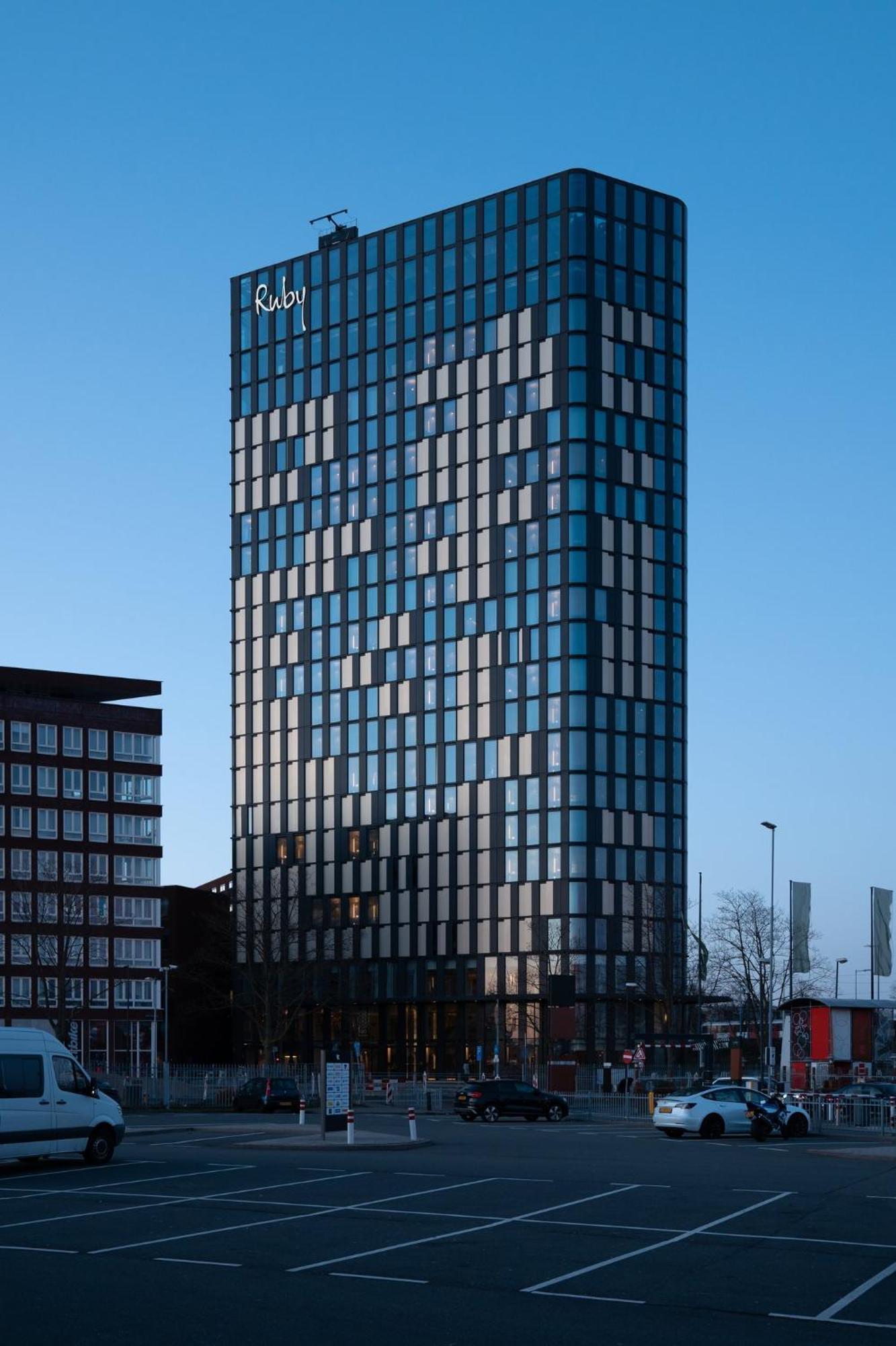 Hotel Ruby Emma Hotel Amsterdam 4*