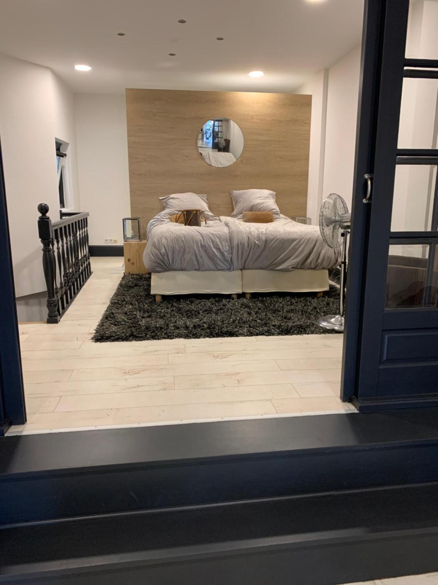 Unique Royal Basement Apartamento