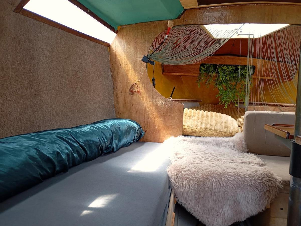 Romantic Sailboat Retreat For 2 Botel Amsterdam