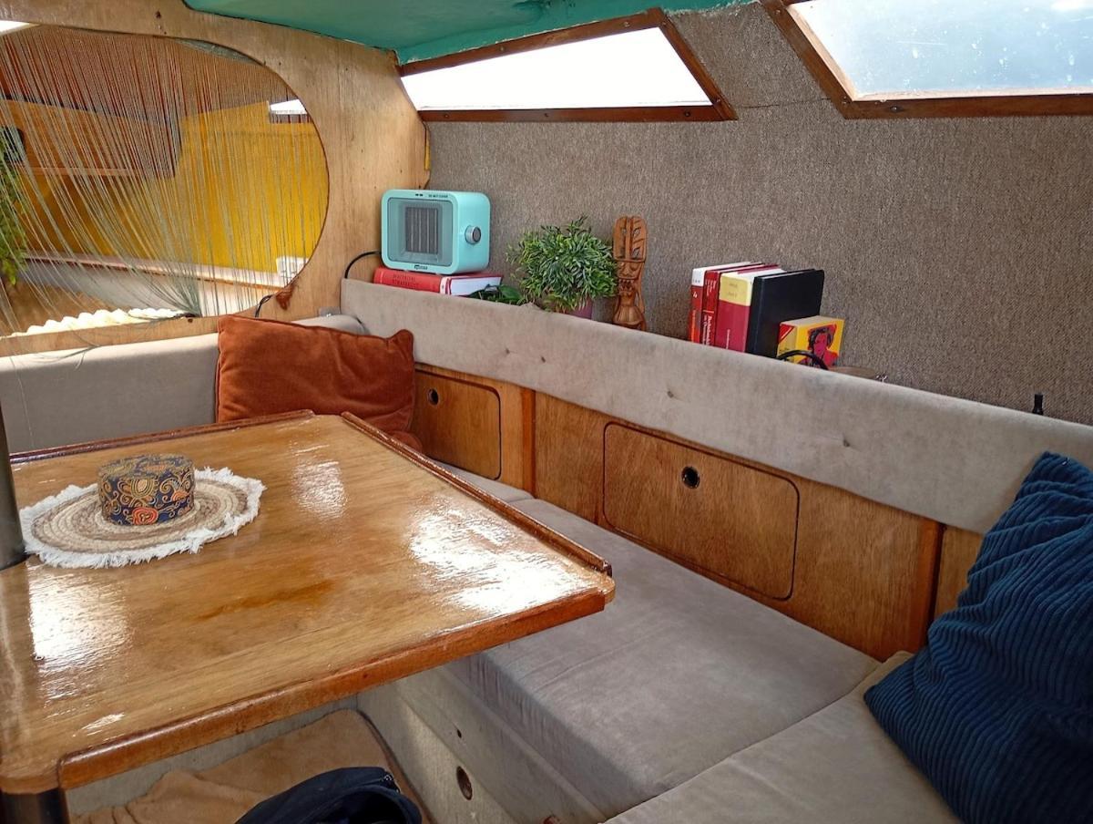Botel Romantic Sailboat Retreat For 2