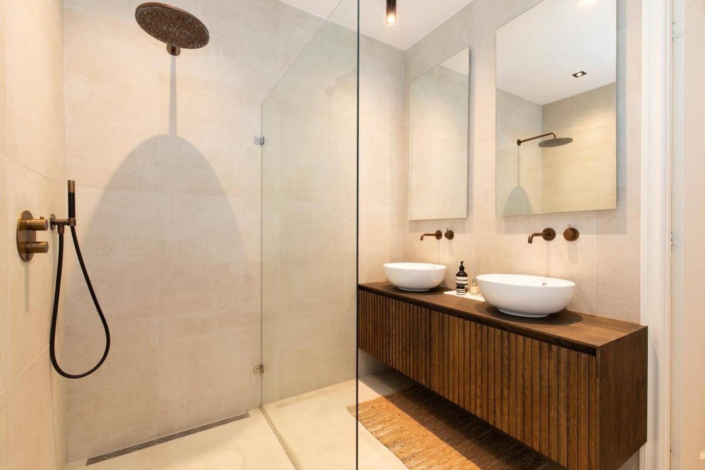 Luxury In City Centre