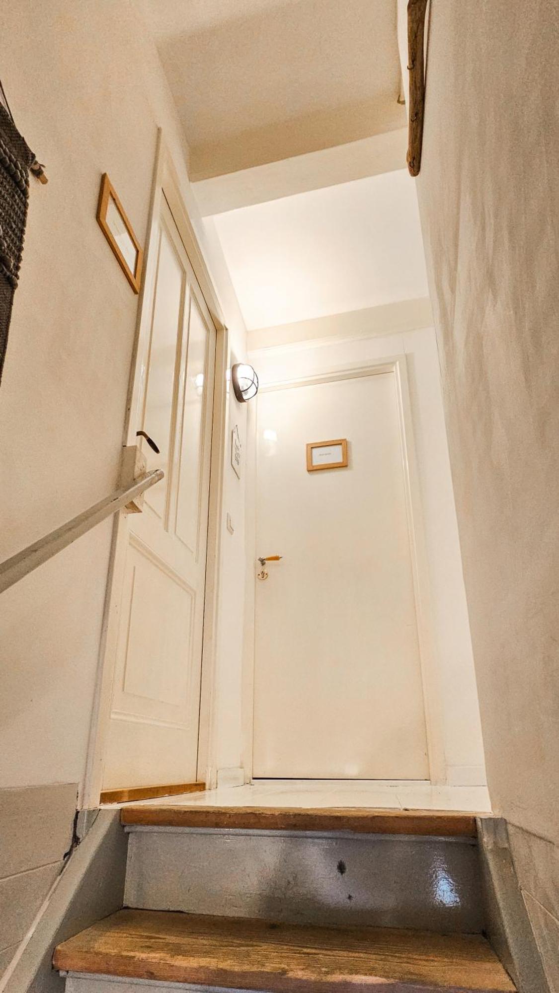 En-suite In Historic Canalhouse From 1729 *