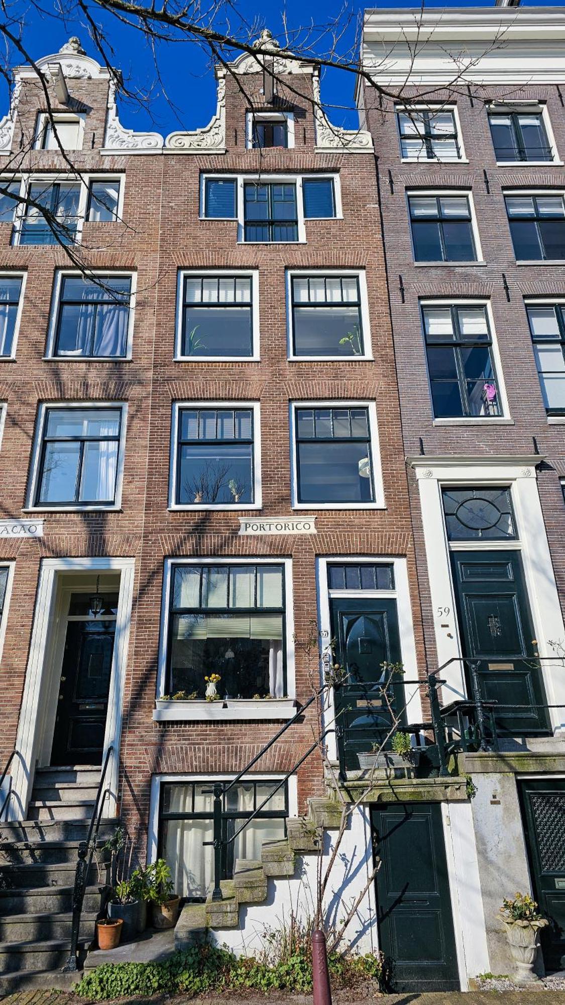 Bed & Breakfast En-suite In Historic Canalhouse From 1729