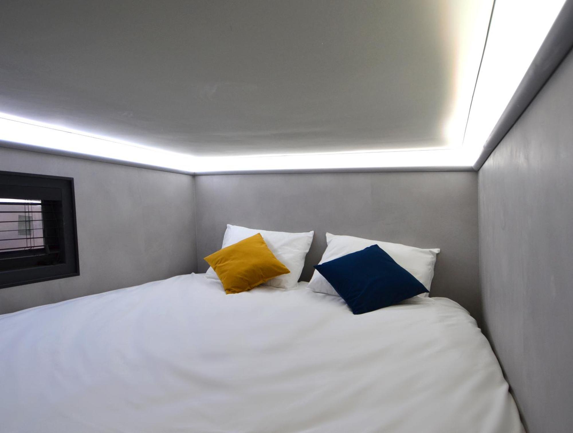 The Hyve Capsule *