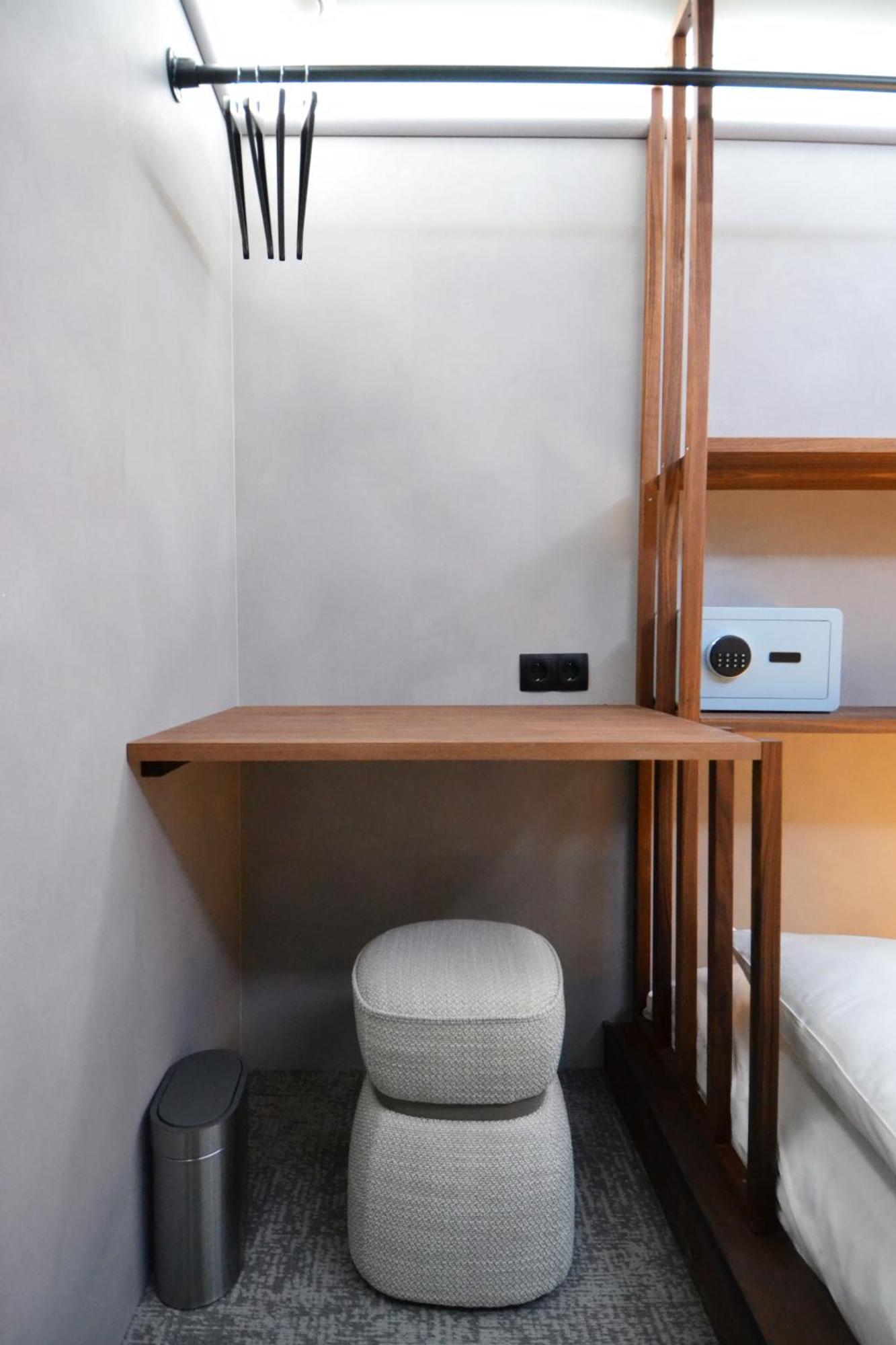 The Hyve Capsule Capsule hotel *