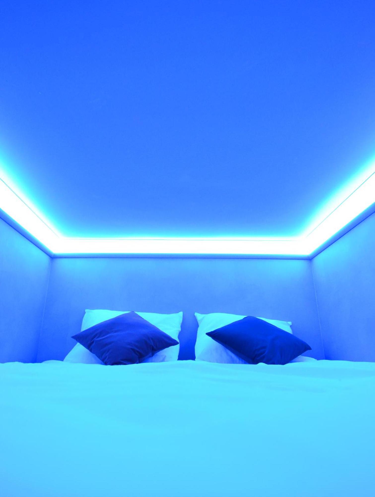 The Hyve Capsule Capsule hotel Amsterdam