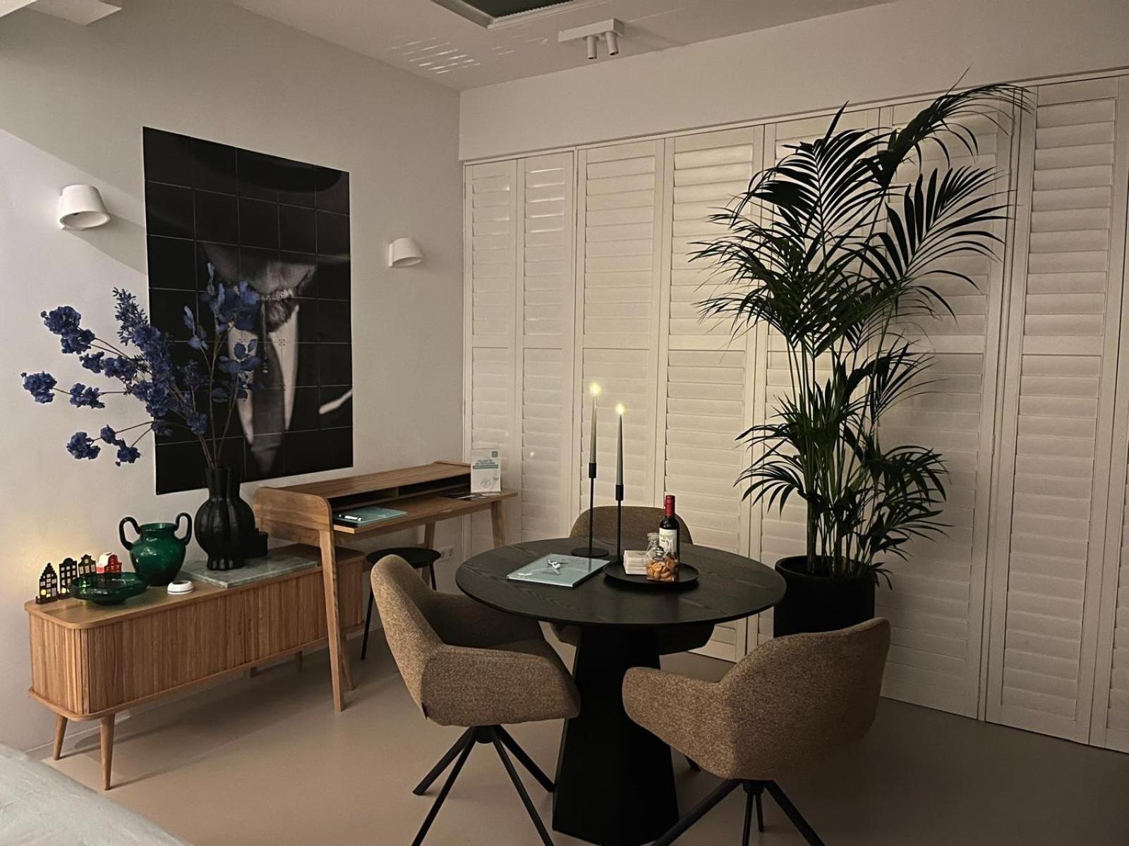 Urban Oasis Bed & Breakfast