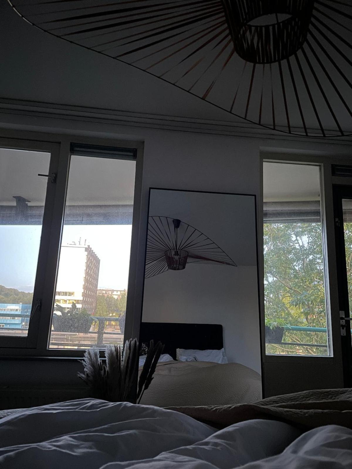 Apartment Large West With Balcony
