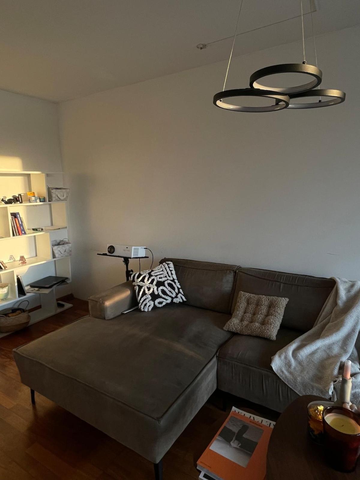 Large West With Balcony Apartment *